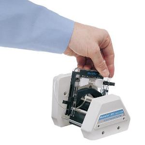 Imagem do Produto Cabeça de bomba de cartucho multicanal para tubos de microbore e precisão, 8 canais, 4 rolos, máx. quociente de vazão: 5600 ml/min - MASTERFLEX - MFLX07519-06